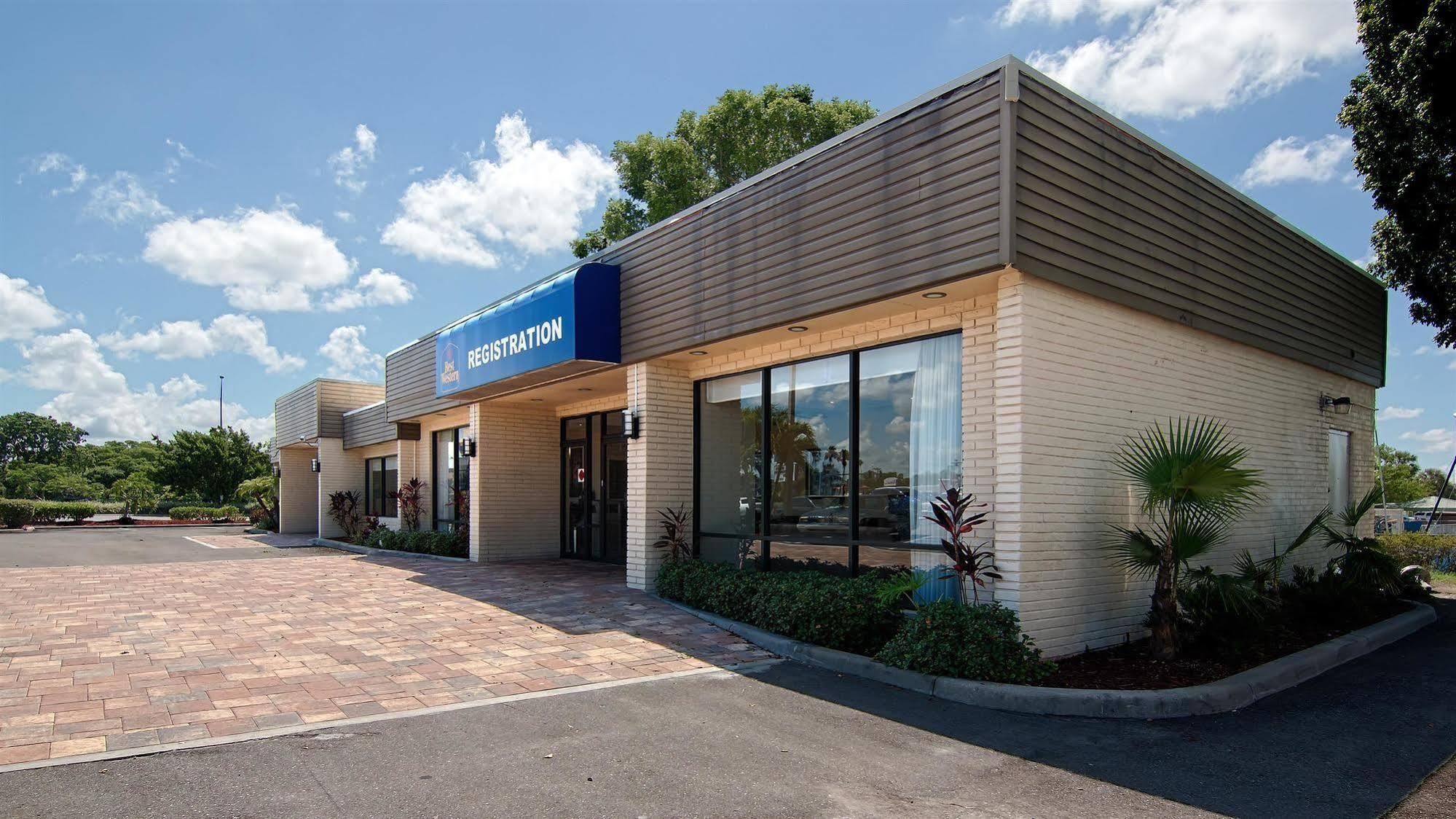 Best Western Fort Myers Waterfront North Fort Myers Exterior photo